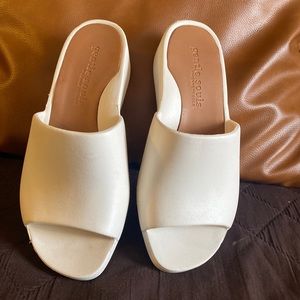 Gentle souls white sandals